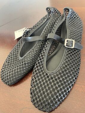 H&M Square Toe Mesh Mary Jane Flats with Silver Tone Buckle Strap. These are new